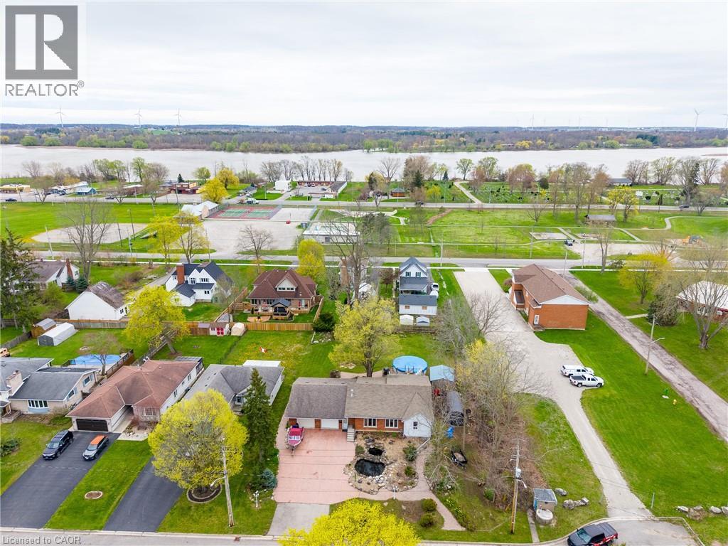 638 BROAD Street W, Dunnville, Ontario, N1A1T7 — Photo 45