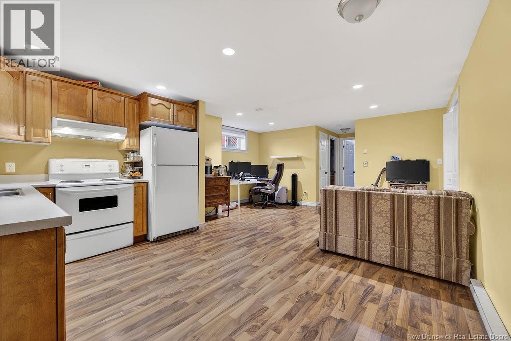 28 Glenforest Drive - 30