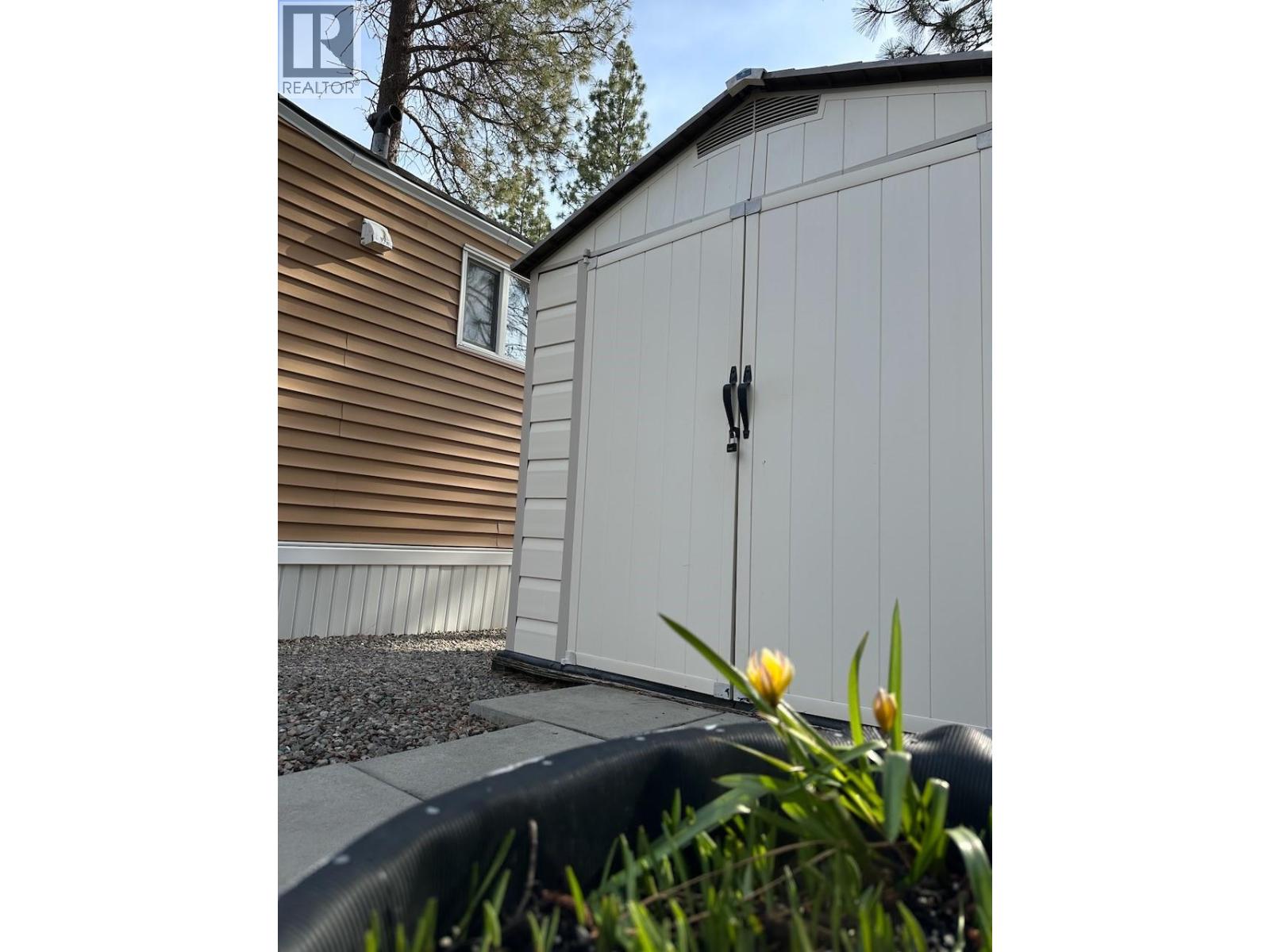 9 459 Huey Road, Princeton