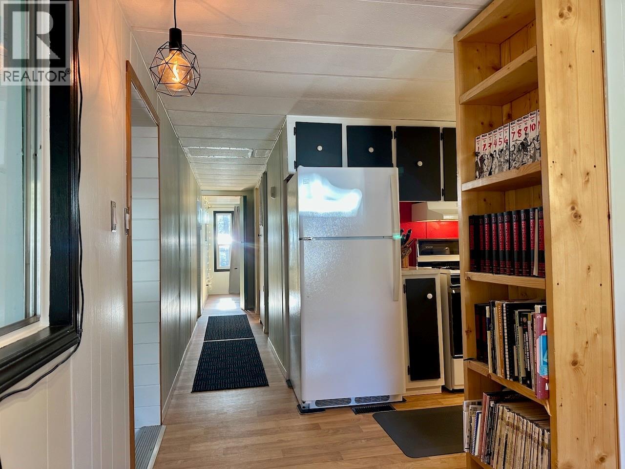 9 459 Huey Road, Princeton