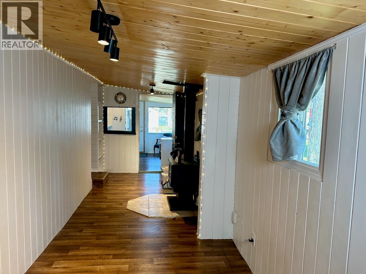9 459 Huey Road, Princeton