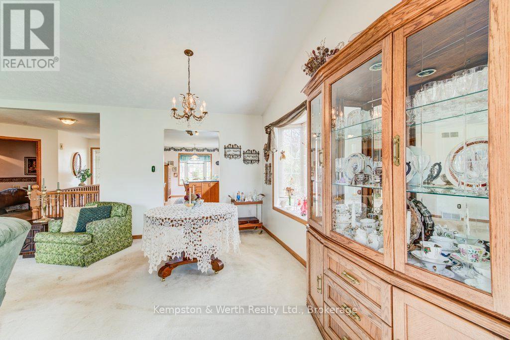 782 LAVERY STREET - 14