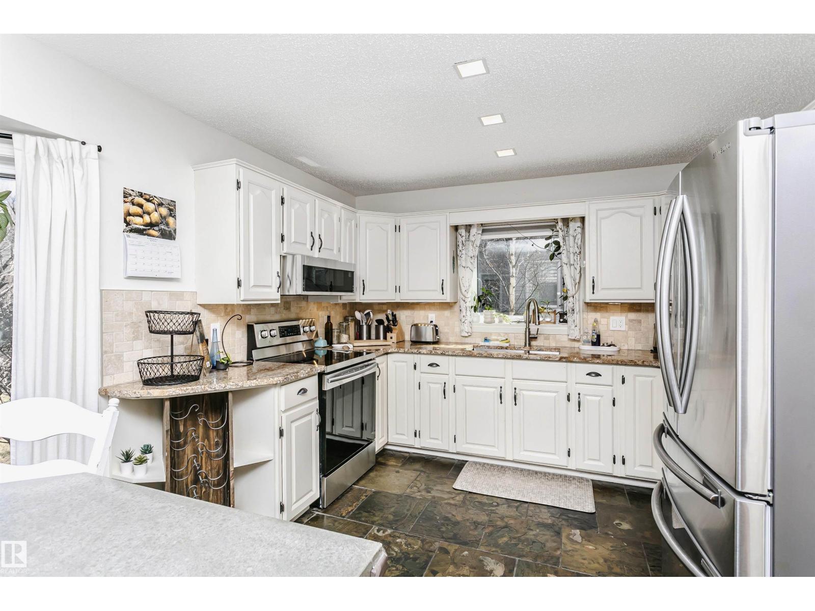 17820 57 AV NW - 15