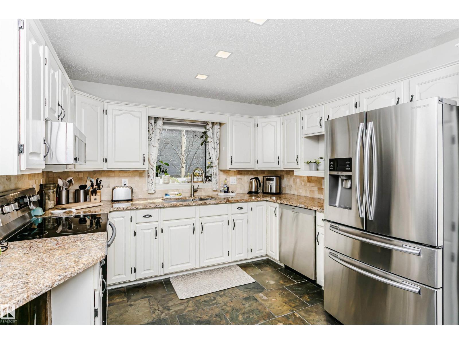 17820 57 AV NW - 16