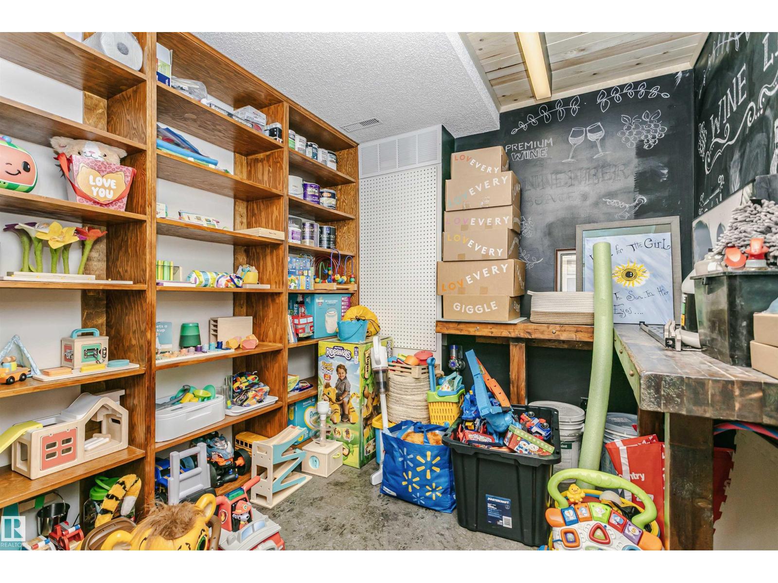 17820 57 AV NW - 53