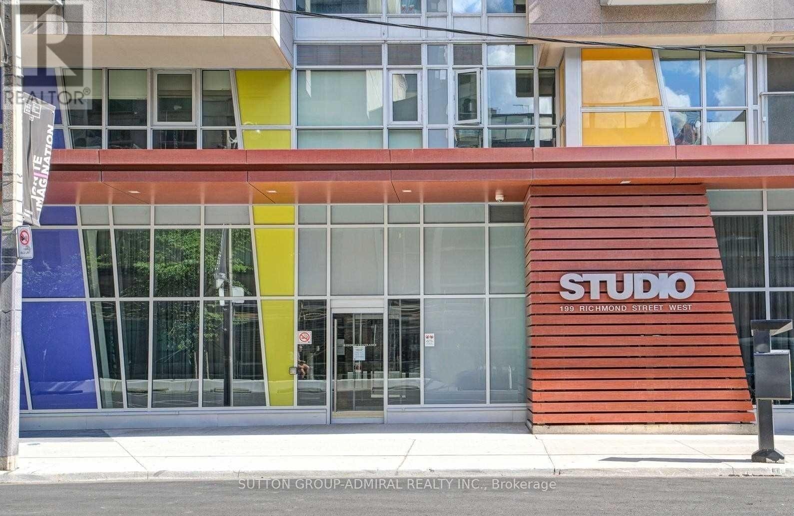 Listing photo of 1701 - 199 RICHMOND STREET W