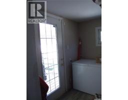 561 Dome Crescent, Burstall, SK S0N0H0 Photo 32