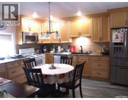 561 Dome Crescent, Burstall, SK S0N0H0 Photo 13