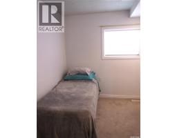 561 Dome Crescent, Burstall, SK S0N0H0 Photo 17