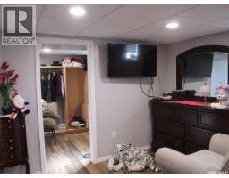 561 Dome Crescent, Burstall, SK S0N0H0 Photo 24
