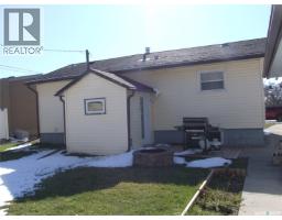 561 Dome Crescent, Burstall, SK S0N0H0 Photo 44