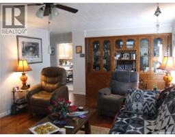 561 Dome Crescent, Burstall, SK S0N0H0 Photo 15