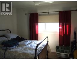 Primary Bedroom - 561 Dome Crescent, Burstall, SK S0N0H0 Photo 8