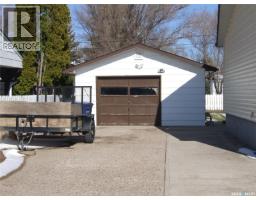 561 Dome Crescent, Burstall, SK S0N0H0 Photo 38