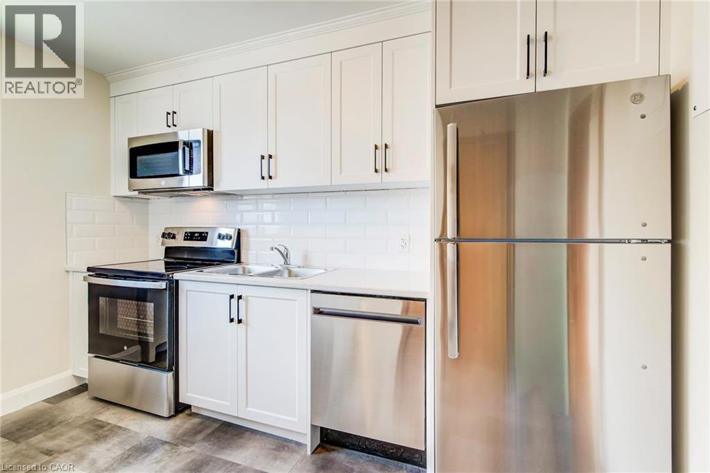 5 HEIMAN Street Unit# 5, Kitchener, Ontario, N2M3L5 — Photo 3