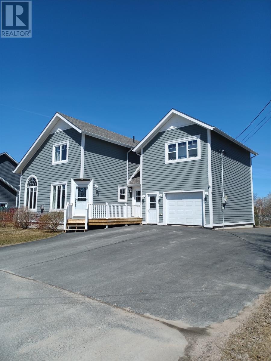 3 STEADYVIEW Drive - 1