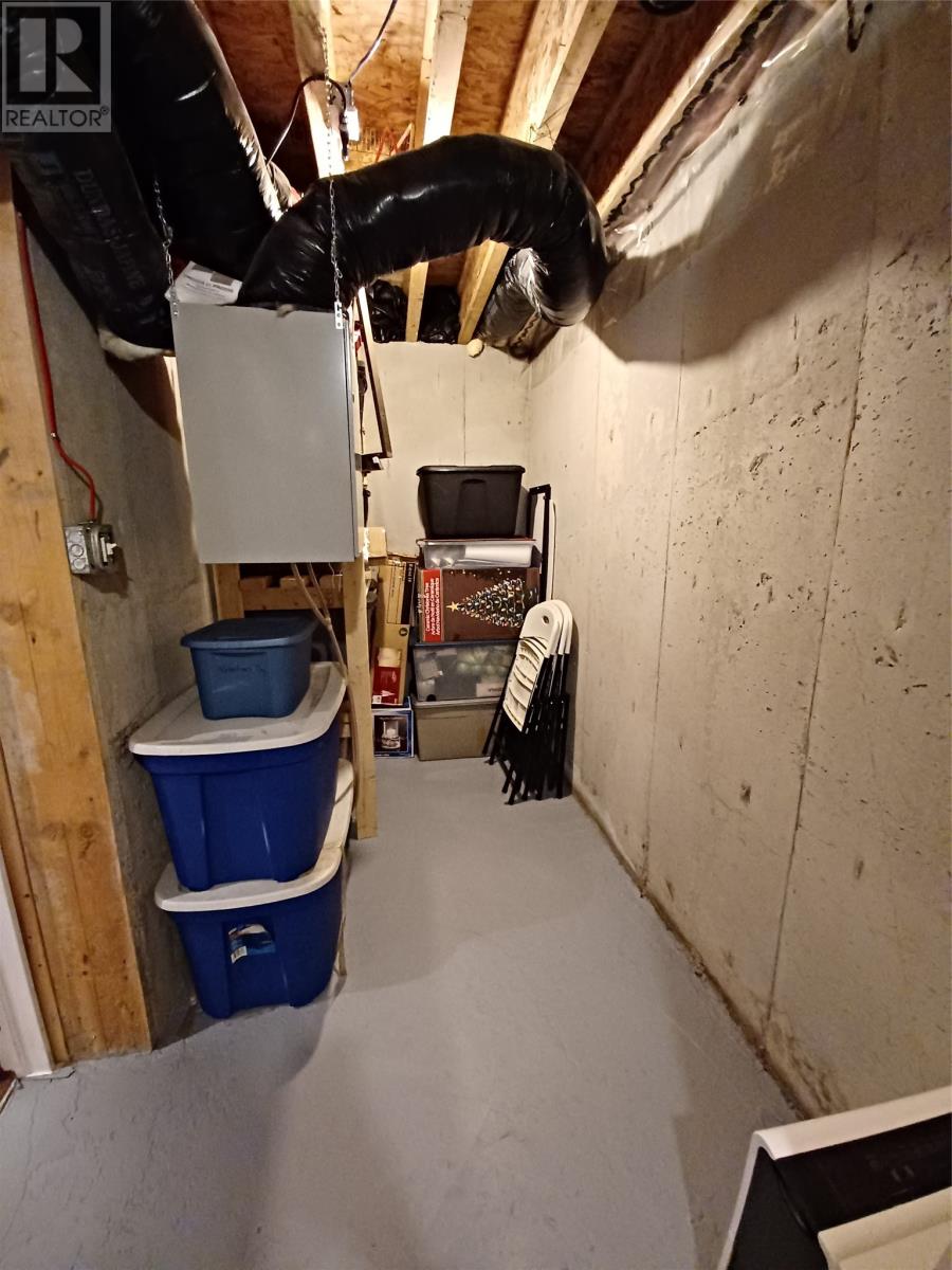 3 STEADYVIEW Drive - 36