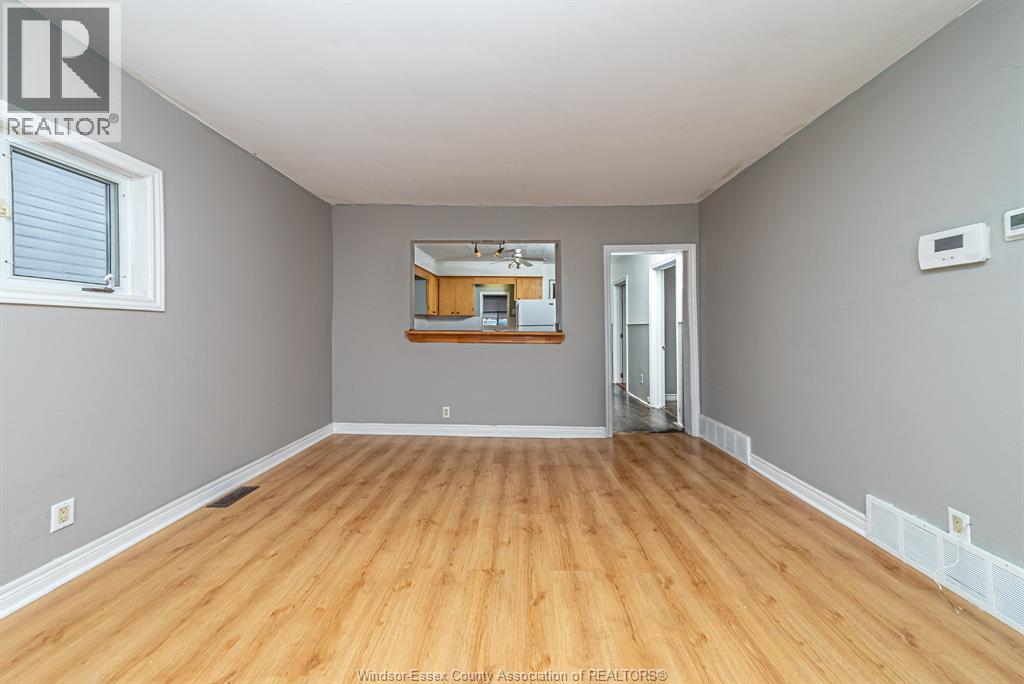963 Josephine Unit# FULL, Windsor, Ontario, N9B2L4 — Photo 4