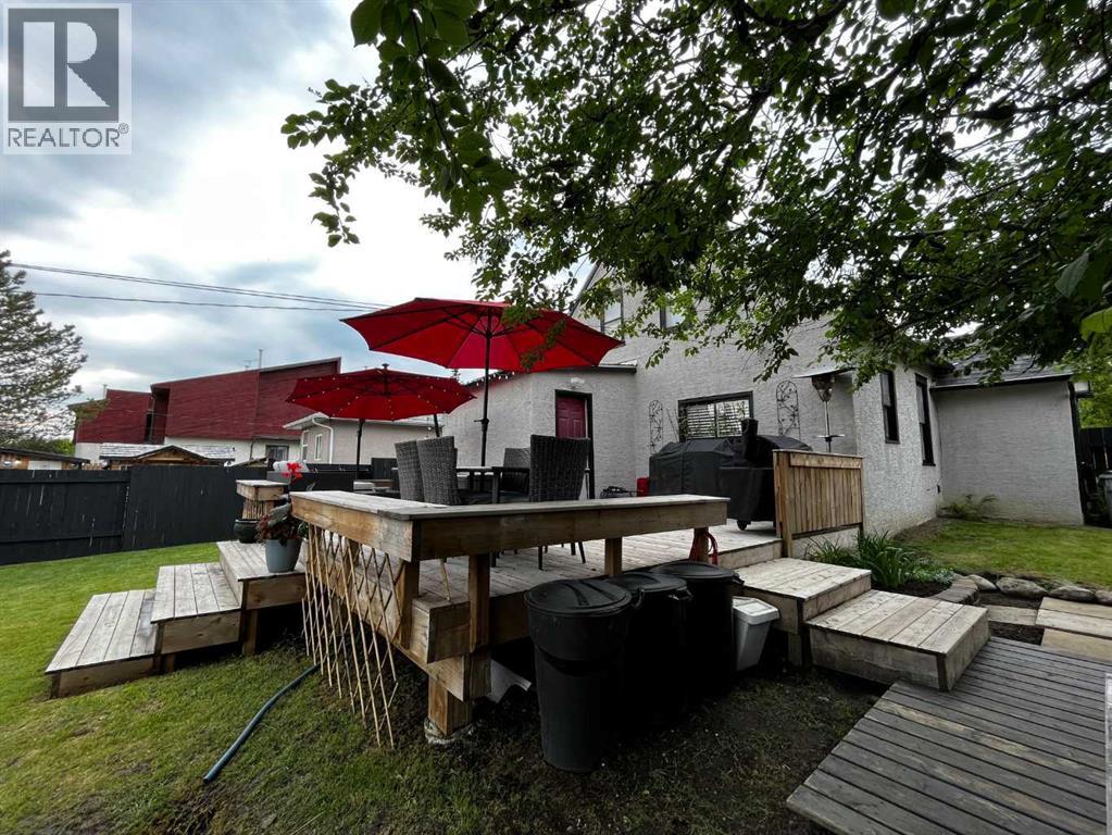 4621 5 Avenue — photo 20