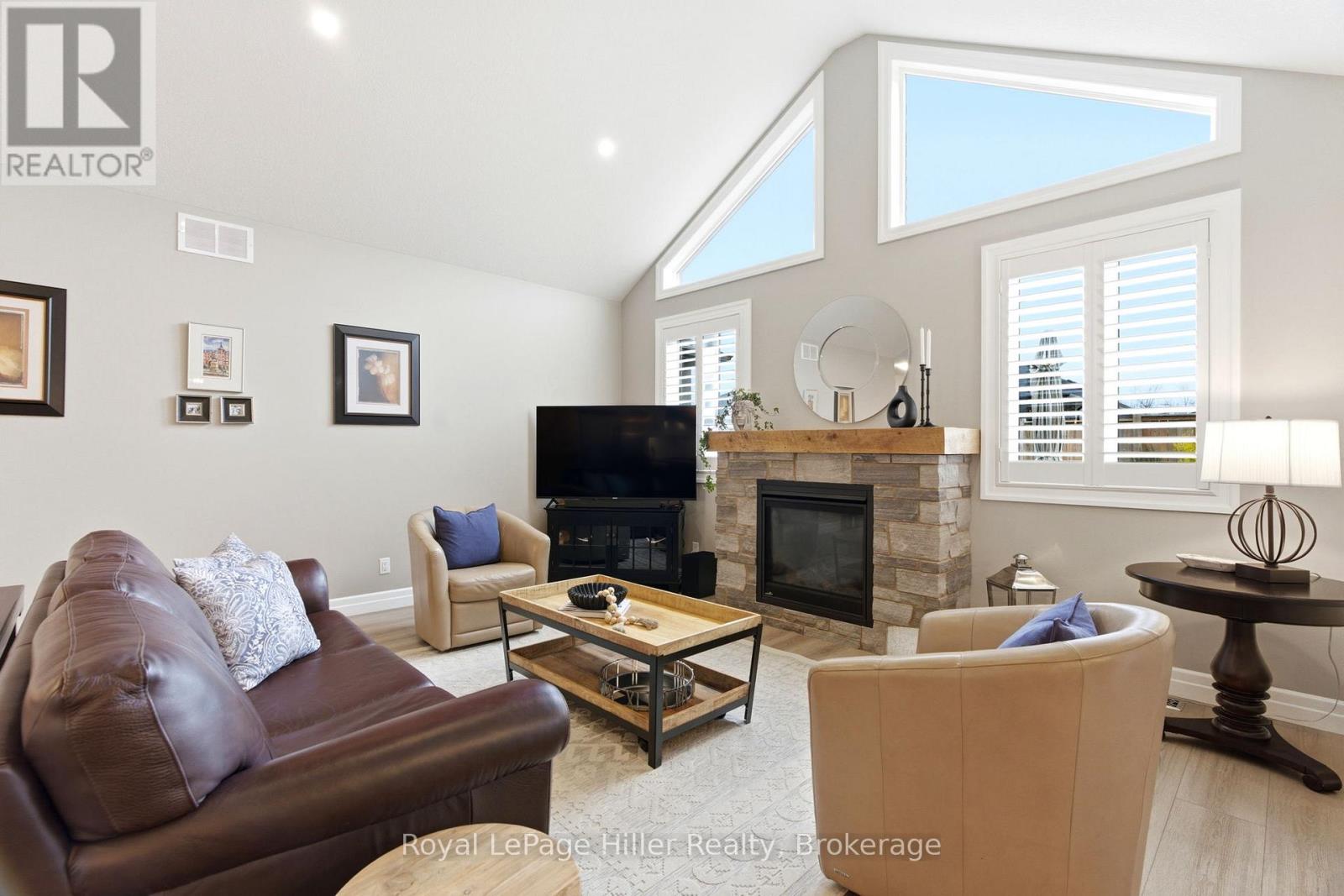 79 REAGAN STREET - Image 12