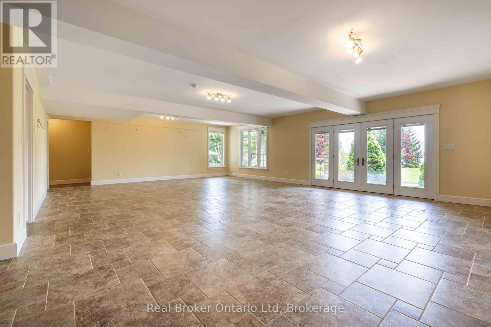 361 BALMY BEACH ROAD - 31
