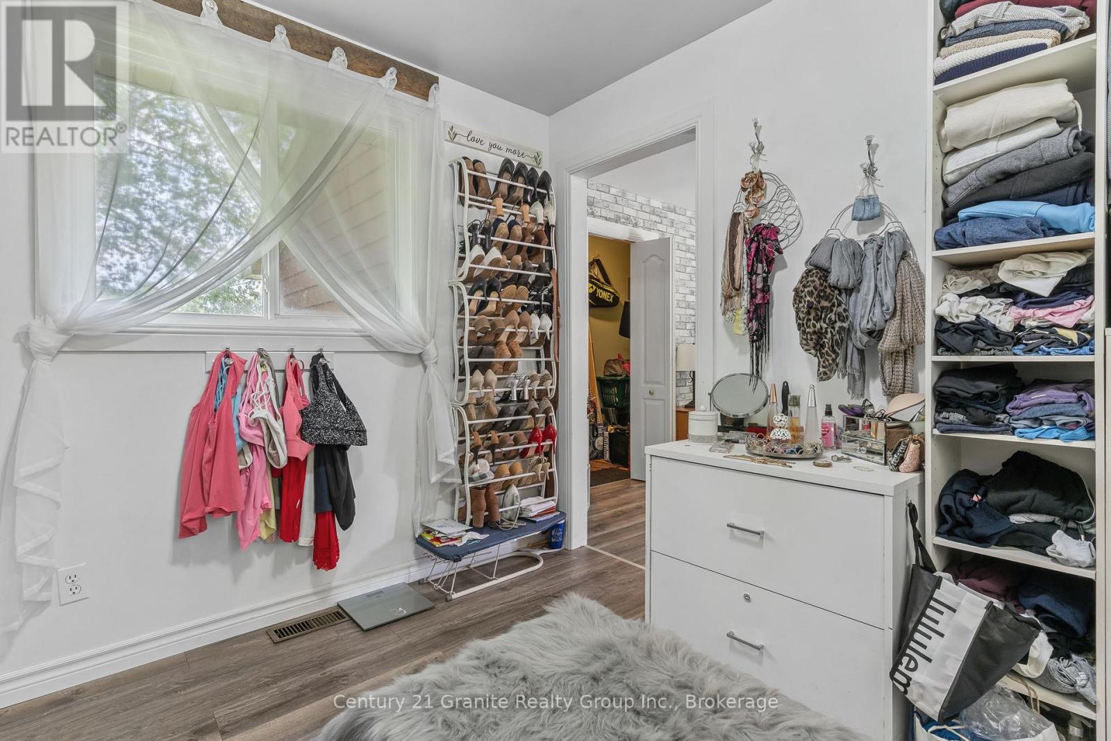 1037 KERNOHAN FARM TRAIL - 27