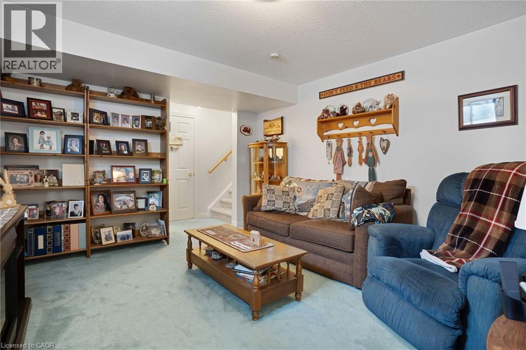 9 LAKEFIELD Court Unit# 89, Baden, Ontario, N3A3P4 — Photo 27