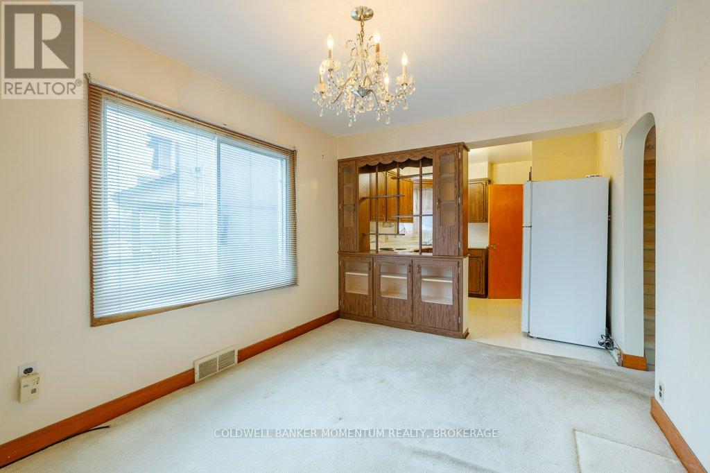 18 JUBILEE DRIVE - 11