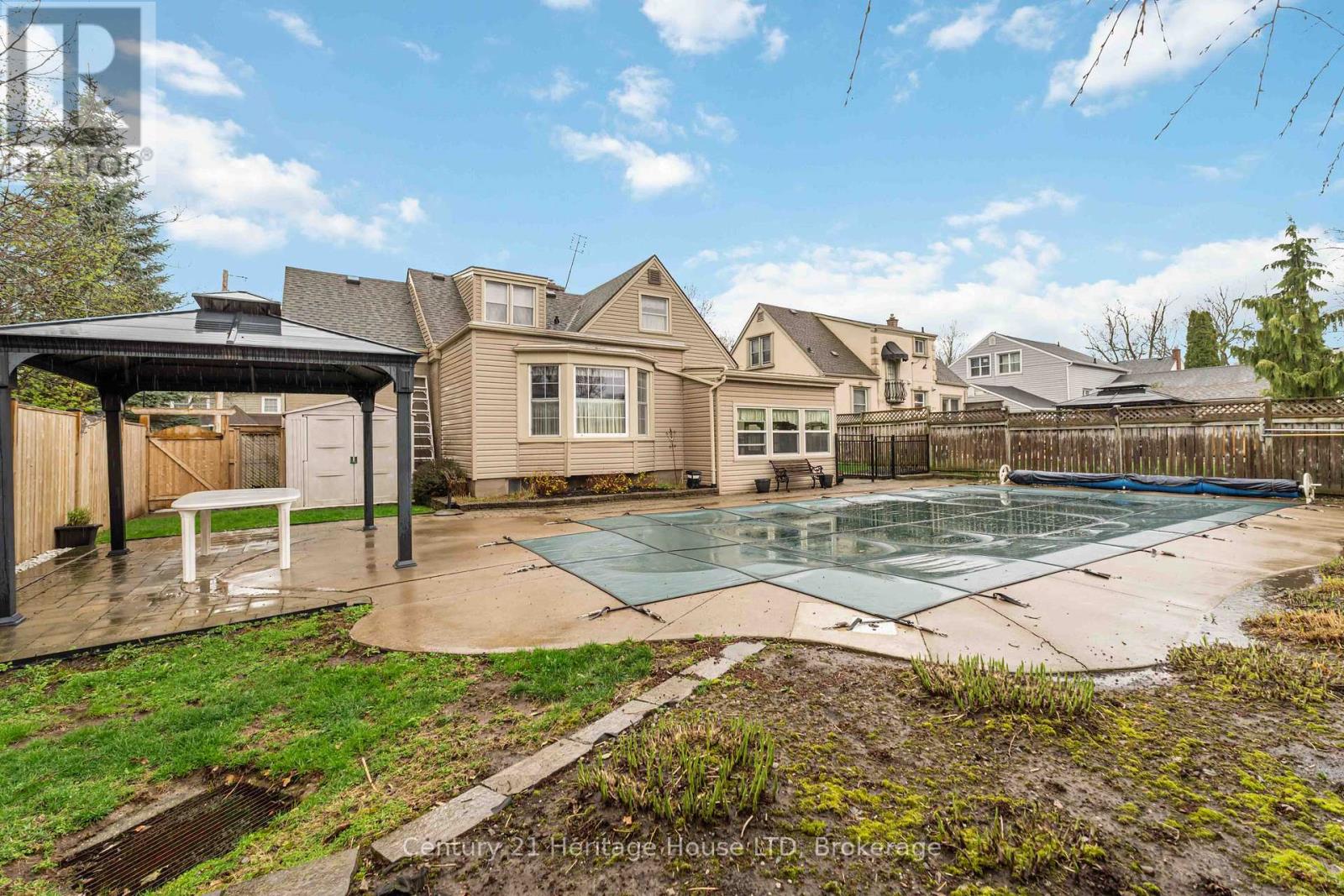 25 GLENVIEW AVENUE - 39
