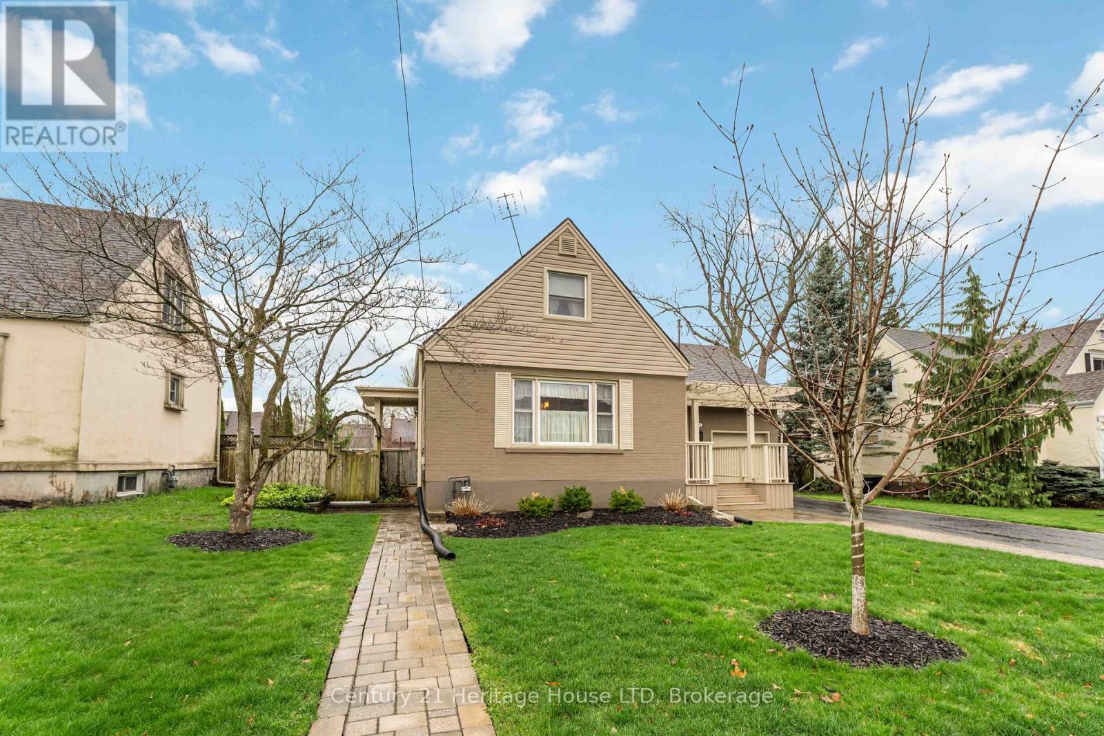 25 GLENVIEW AVENUE - 41