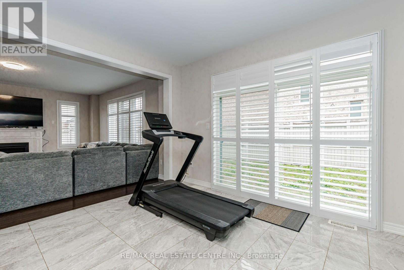1332 BLACKMORE STREET - 20