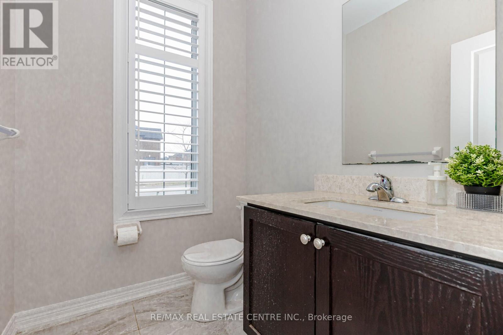 1332 BLACKMORE STREET - 36