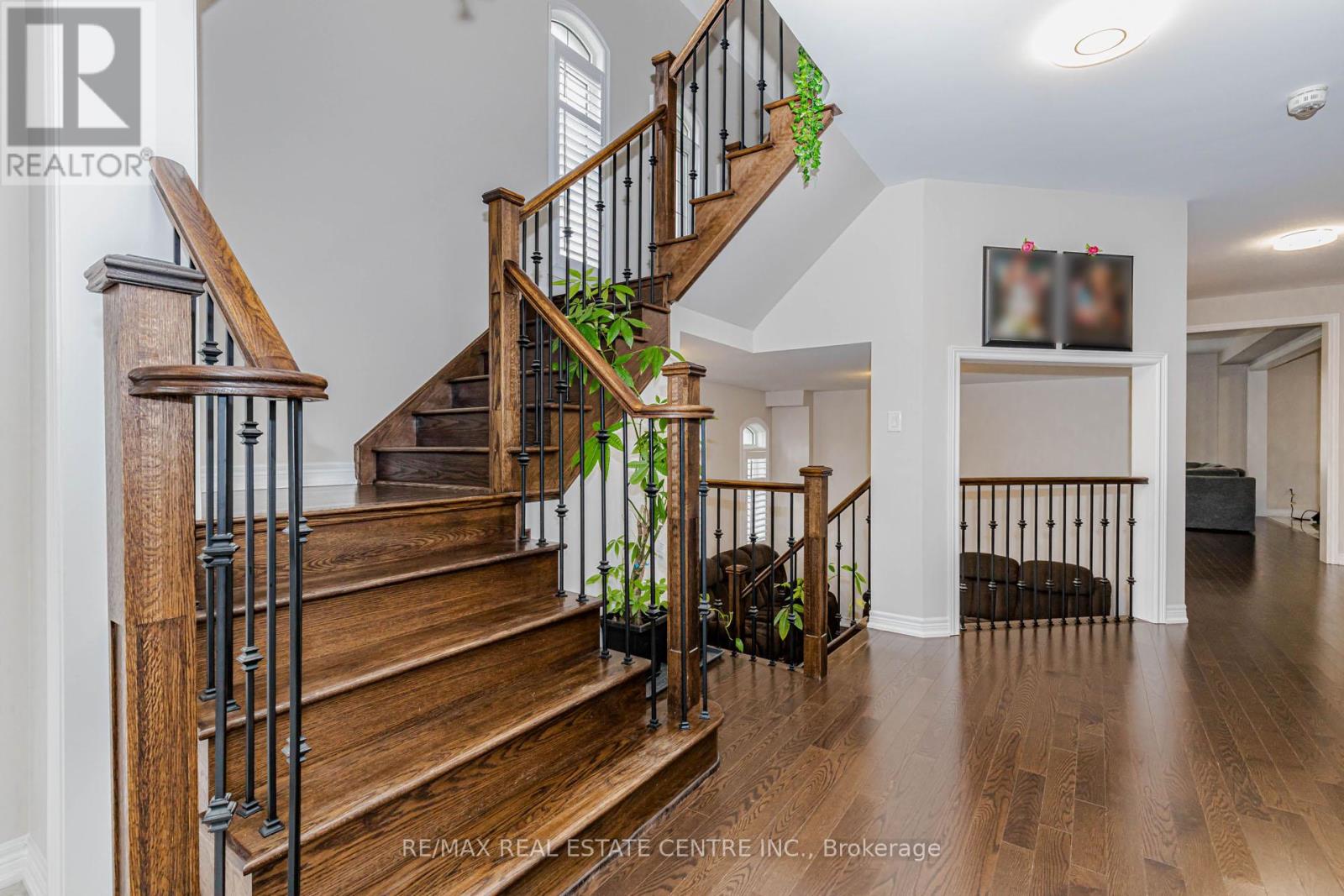 1332 BLACKMORE STREET - 4