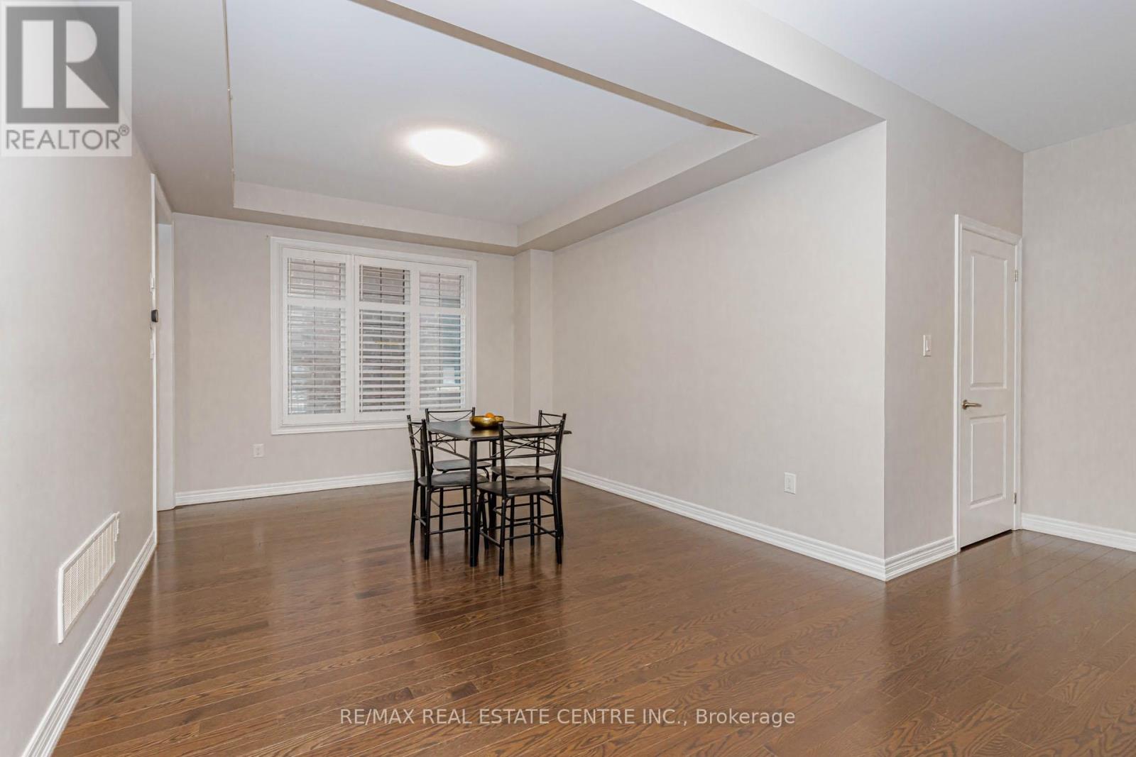 1332 BLACKMORE STREET - 9