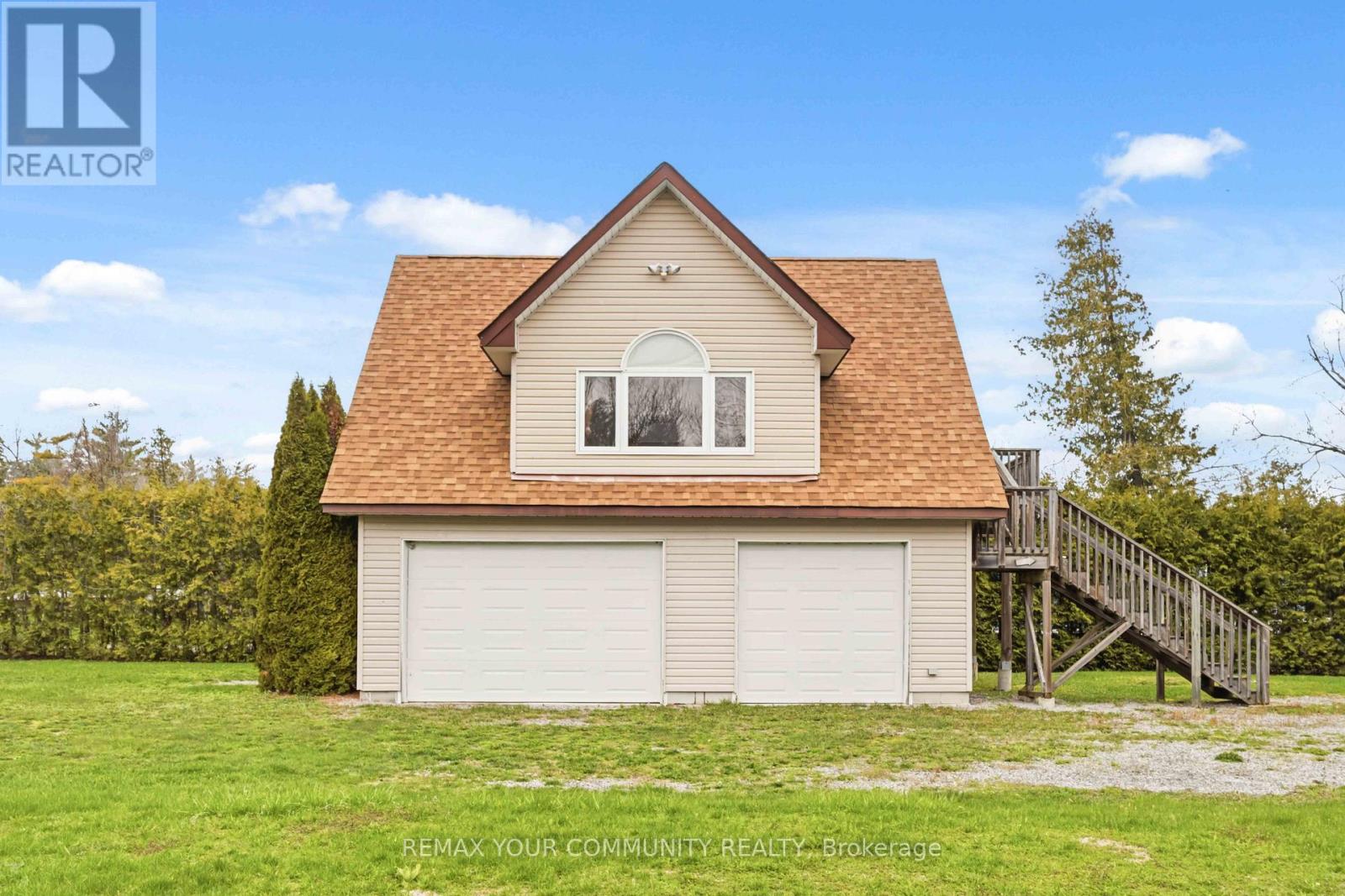 1082 LOON ROAD - 34