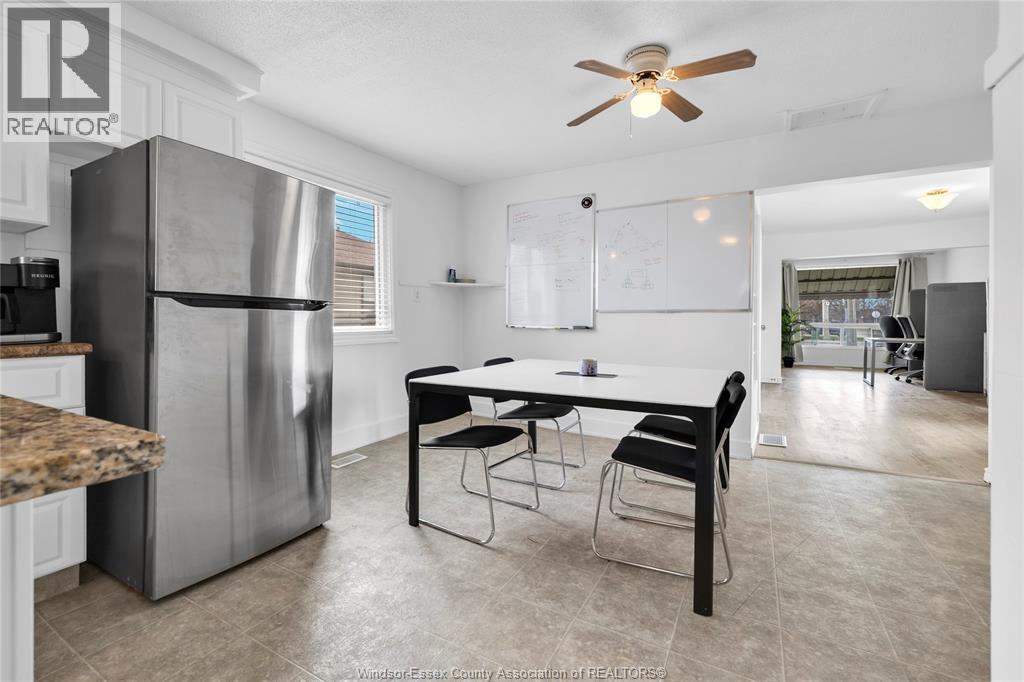 9572 TECUMSEH ROAD - 15