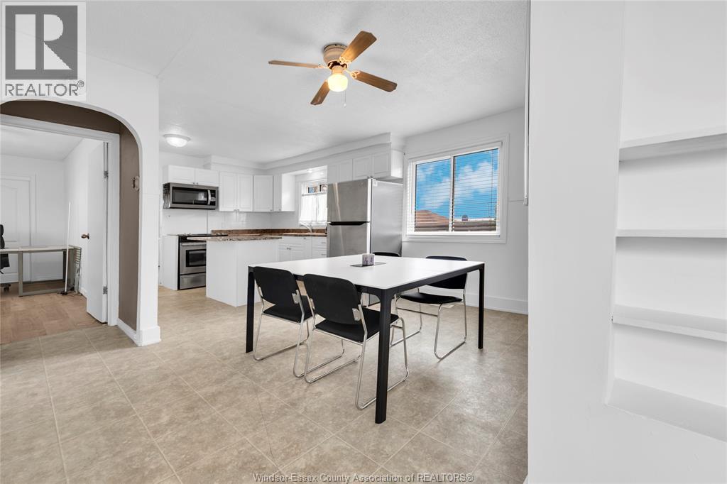 9572 TECUMSEH ROAD - 16