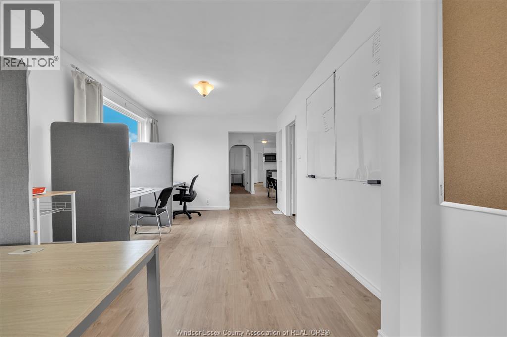 9572 TECUMSEH ROAD - 19