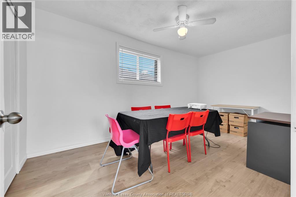 9572 TECUMSEH ROAD - 21