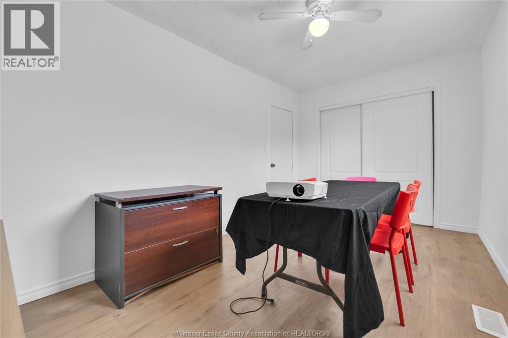 9572 TECUMSEH ROAD - 22