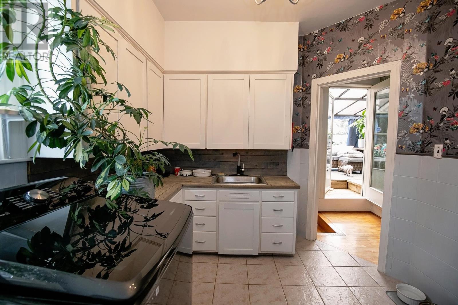 48 Rupert Street - 37