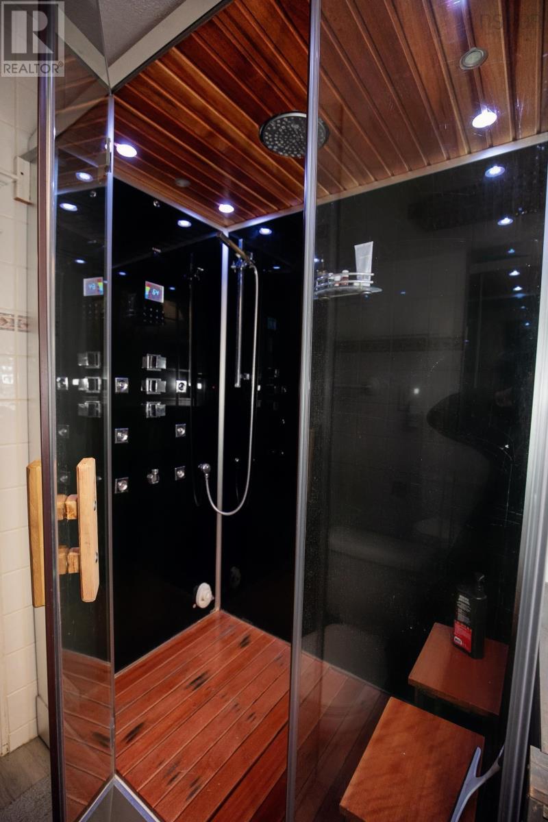 48 Rupert Street - 43