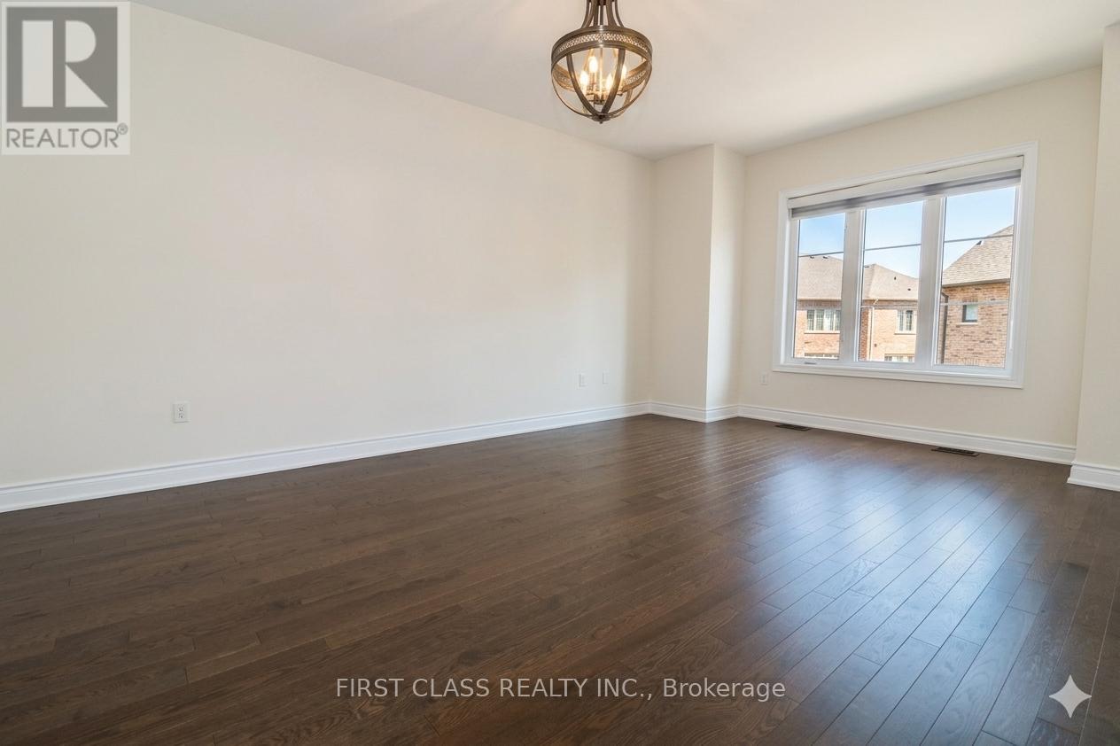 78 WILLIAM CRAWLEY WAY - 12