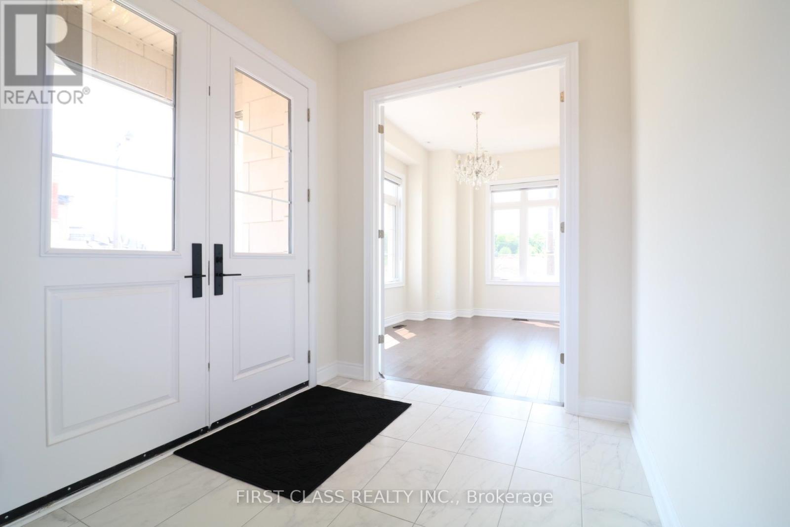 78 WILLIAM CRAWLEY WAY - 3