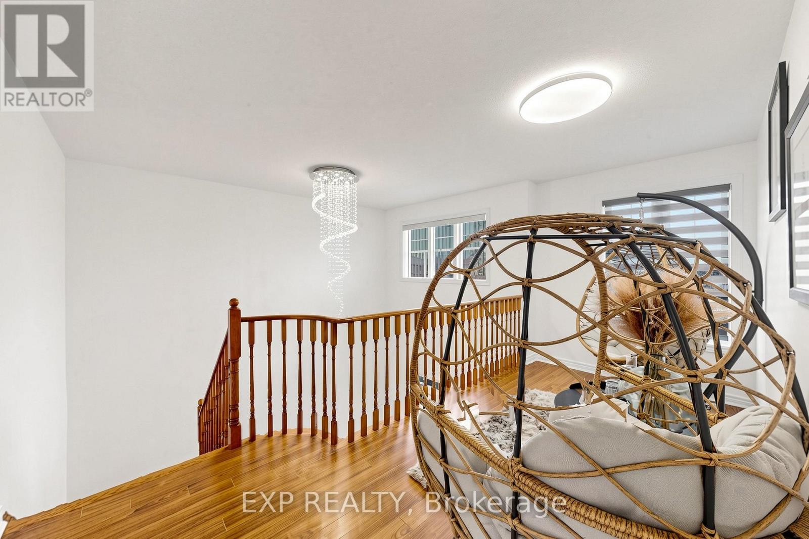 34 FREESIA ROAD - 23