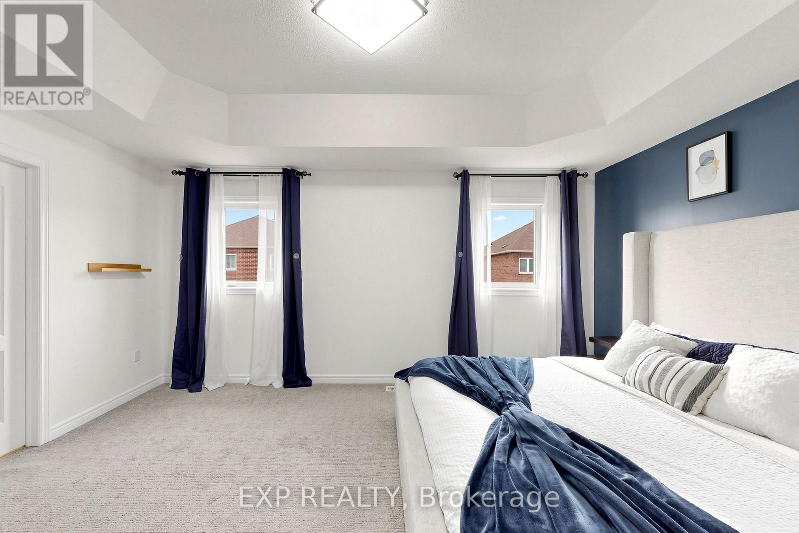 34 FREESIA ROAD - 26