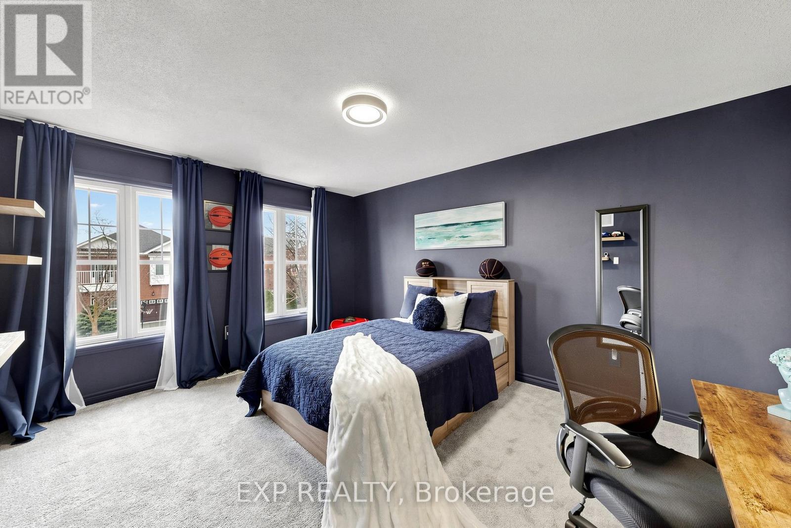 34 FREESIA ROAD - 31