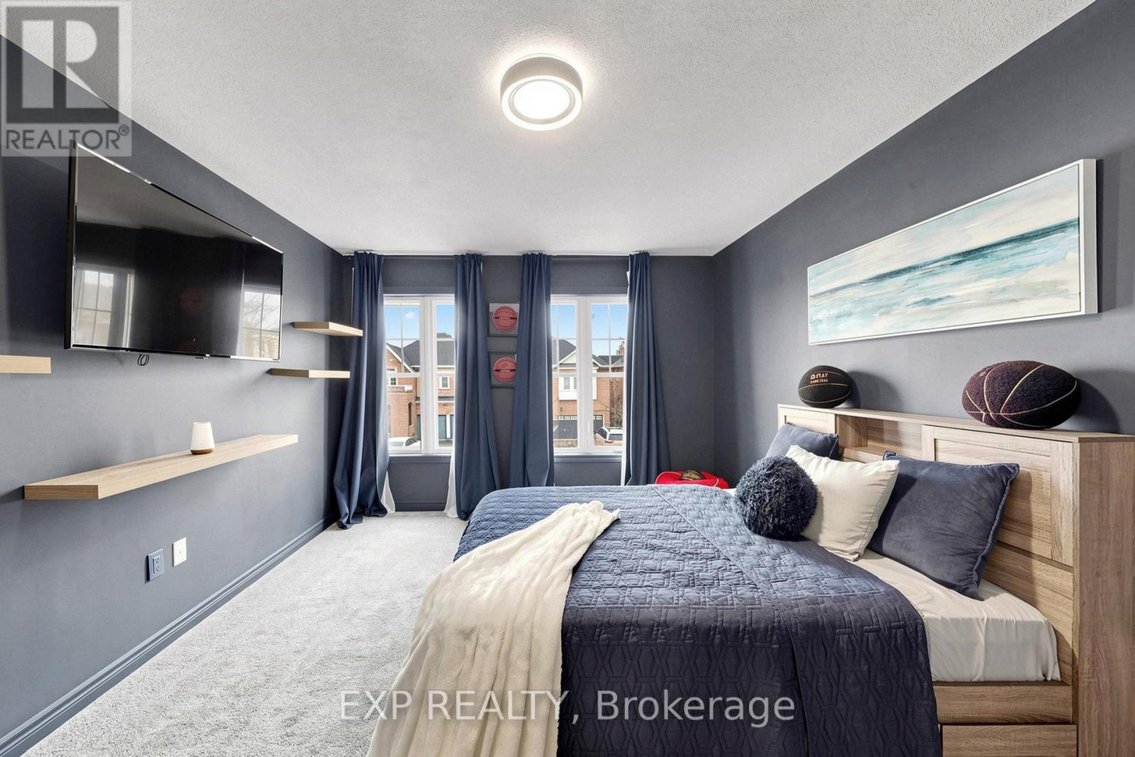 34 FREESIA ROAD - 32