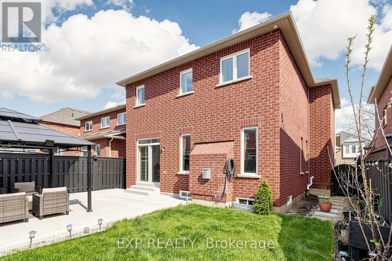 34 FREESIA ROAD - 40