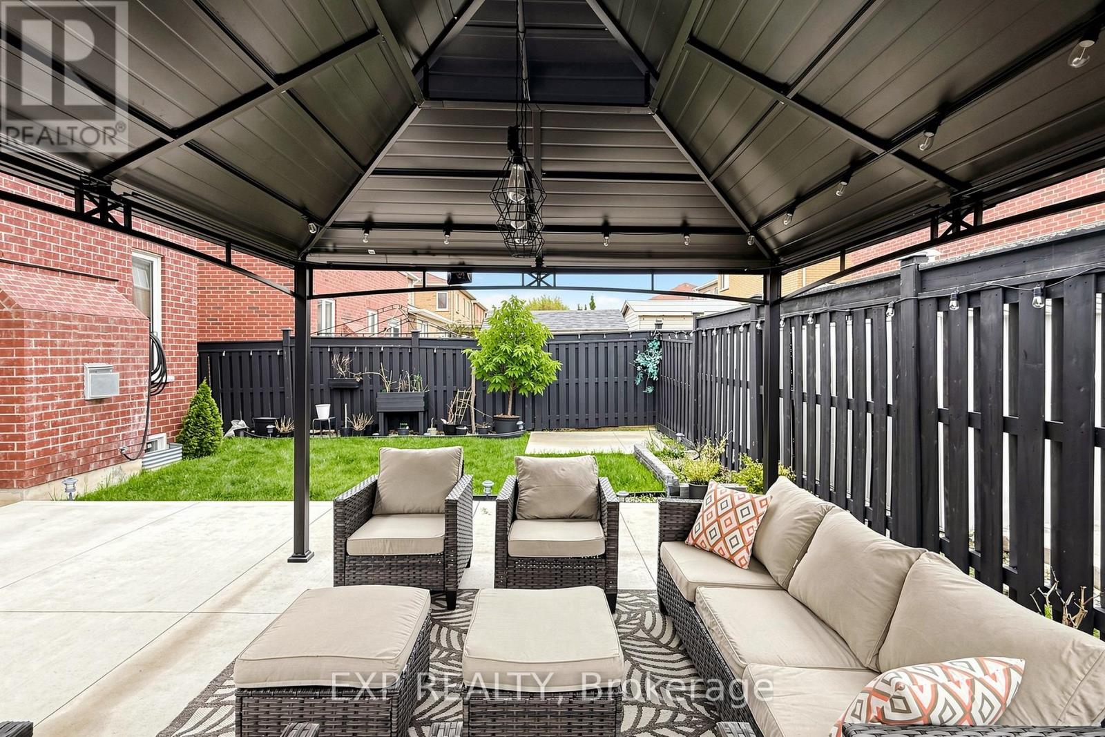 34 FREESIA ROAD - 44